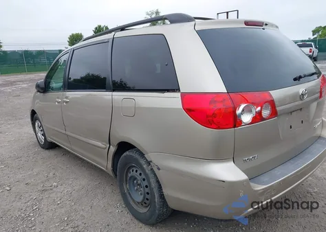 2010 Toyota Sienna Le from USA, damaged, VIN 5TDKK4CC5AS299404